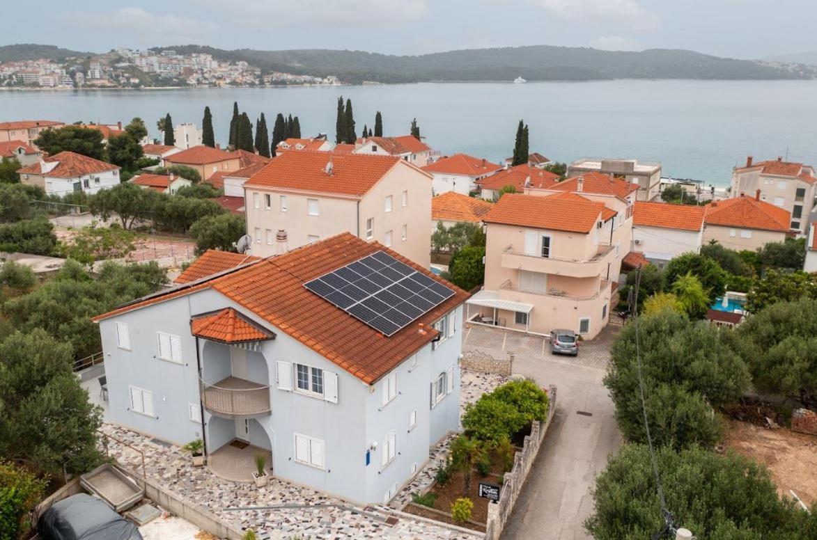 Villa Kristina Trogir Buitenkant foto